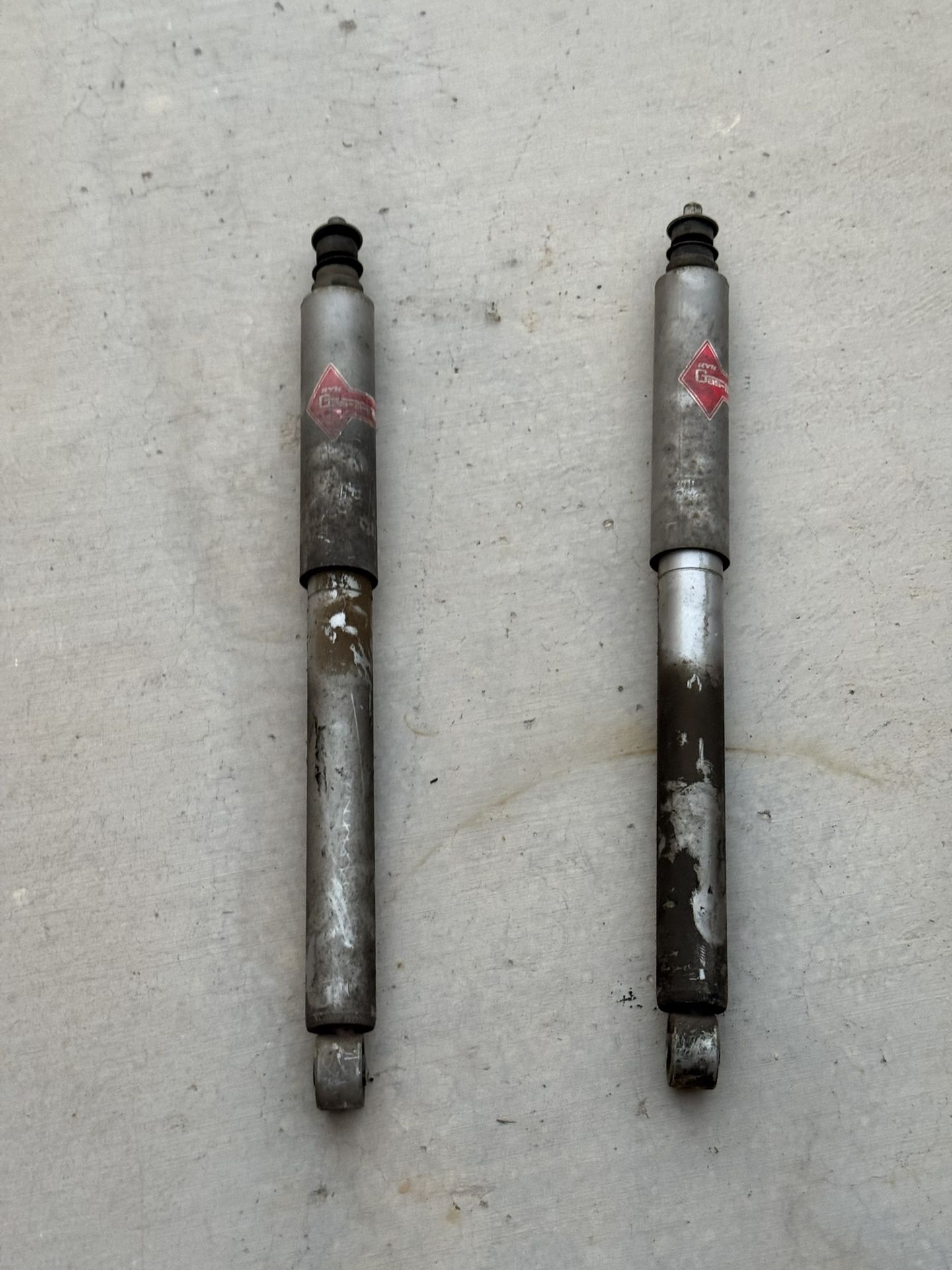 2003 Toyota Tundra Rear Shocks 1st Gen