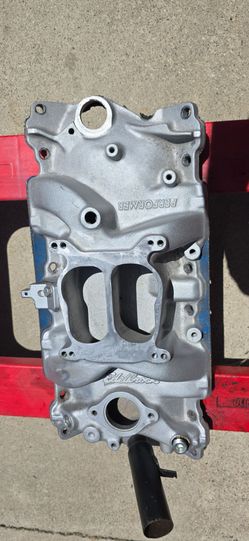 Chevy 2101 Edelbrock intake manifold sb 283/307/327 ready small block Chevelle Camaro Corvette Nova Impala truck
