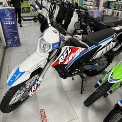 RFZ Apollo 250CC Dirt Bike! Finance For $150 Down Payment!!
