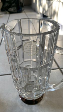 Cristal pitcher