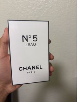 N°5 Chanel women’s perfume