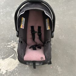 2 Infant Car Seats (baby Trend) 