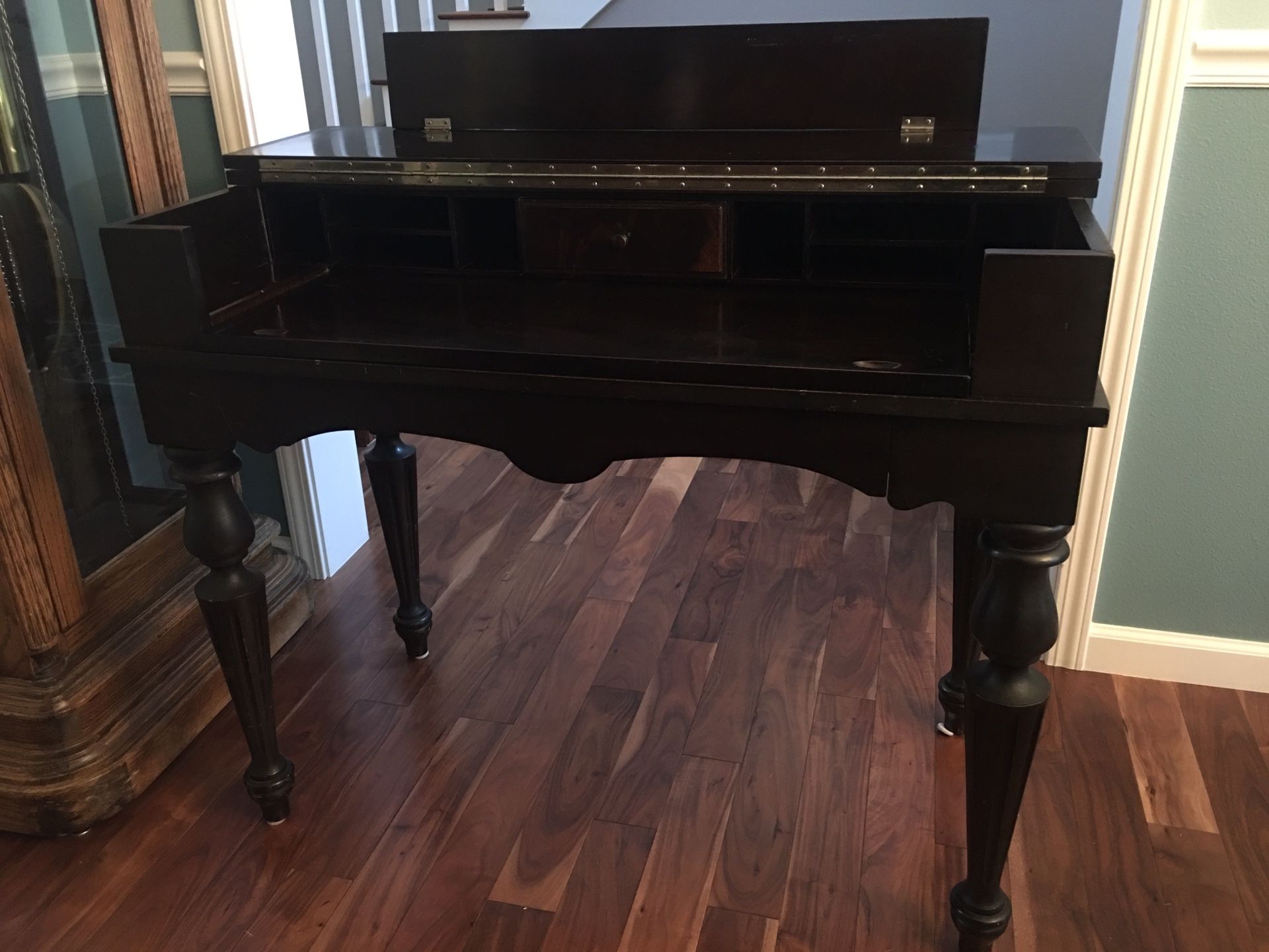 H.E. Shaw Furniture Co. Spinet Secretary Desk very nice mahogany .used very little from the 1930s