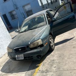 Hyundai Elantra 2002