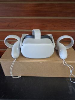 Meta Quest 2 VR Headset 128gb With Controllers