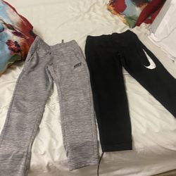 Nike Joggers Boys Size Medium 