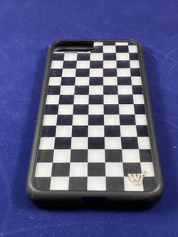 Wildflower checkered case for iPhone 6+, 7+, 8+ w box