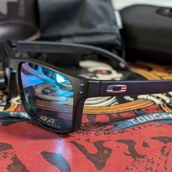 Oakley Holbrook American Flag 