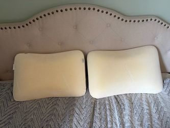 Two Tempurpedic pillows