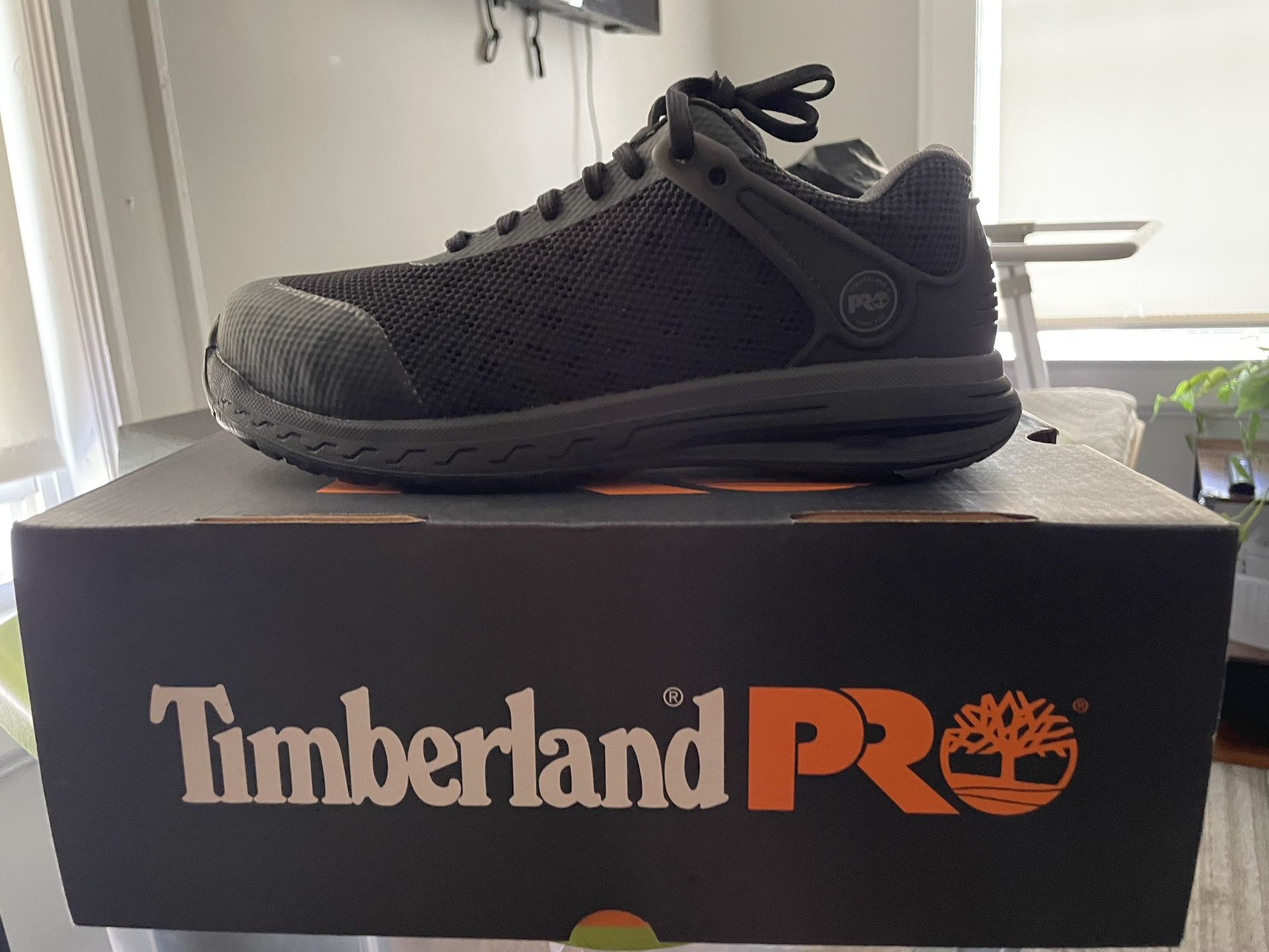 Women’s Steel Toe sz.7