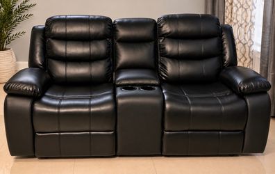 BLACK RECLINER LOVESEAT / LEDβs