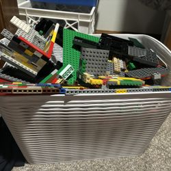 Assortment Of Lego Pieces