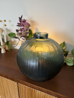 Restoration Hardware Souffle Bouche Glass Vase (Brand New)