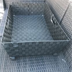 2 drawer with wheels $10 each
