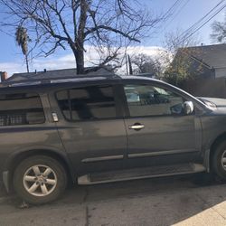 2010 Nissan Armada