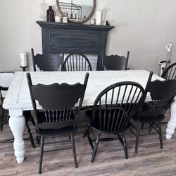Dinning Room Table And 8 Chairs