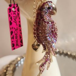 Betsey Johnson  New 24" Chain W/Bling Parrot 2.5" X 1" Pendant/Brooch