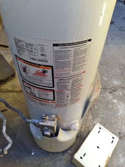 GE 28 gallon water heater. Less than a year old.in superb condition. Asking $200