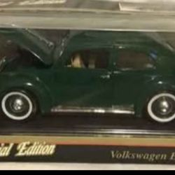Maisto 1951 Volkswagen Bug Export Sedan 1:18 Scale Diecast Edition Green $50 obo