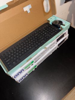 2 wireless keyboards (don’t have Bluetooth transmitters)