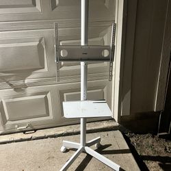 Tv Mount That Rolls Around 