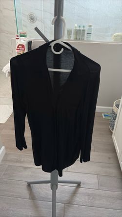 Black shirt