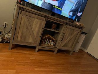 Tv table