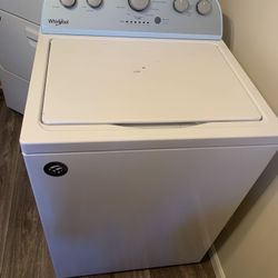 Whirlpool washer and dryer set