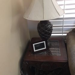 End tables with lamps In Excellent condition Set Of 2 Matching $200.00 OBO Solid wood