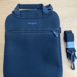 Targus Vertical Laptop Slipcase
