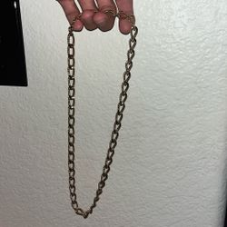 Gold plated paper clip chain 