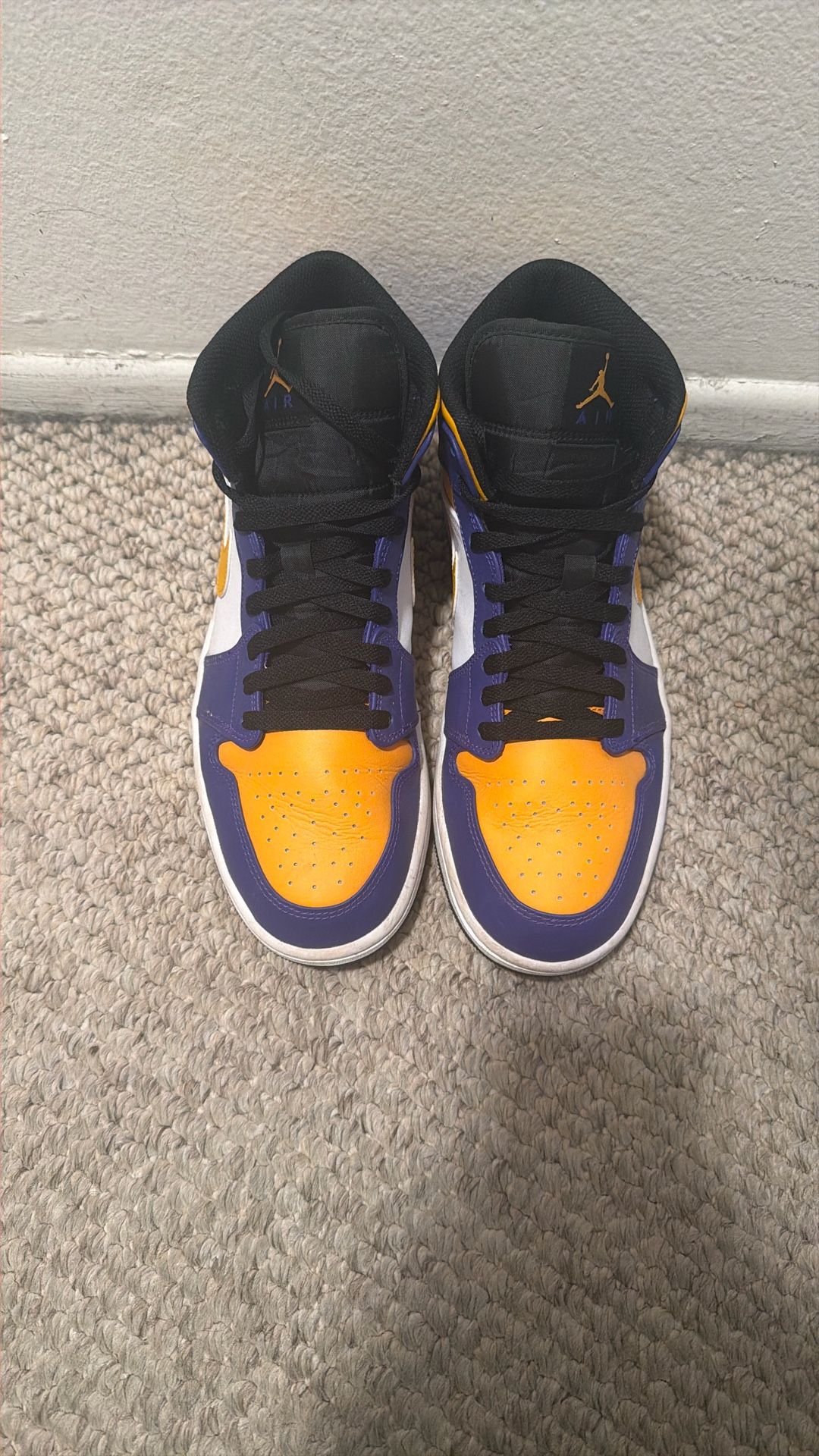 Air Jordan 1’s Lakers Purple
