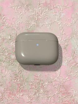 Used | Apple AirPods Pro 3