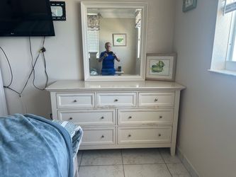 White Wood Dresser with Mirror