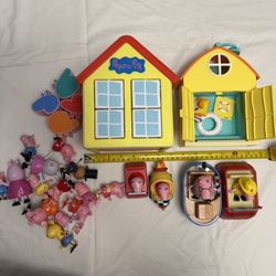 Peppa Pig And Family House