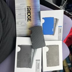 Multiple Ridge Wallets In Various Colors and Prices 