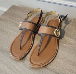 Women's MICHAEL KORS Sandals - size 10