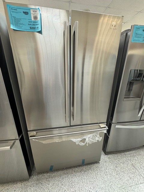 Refrigerator