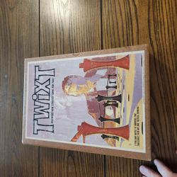 Twixt Board Game! Rare Vintage Great Condition