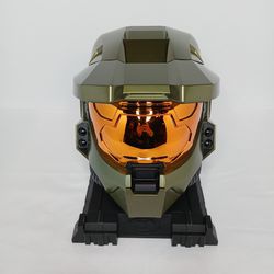 Halo 3 Legendary Edition 07 Helmet Stand Holds Game Character Cards Master Chief