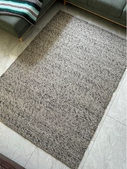 5’ x 7’ Wool Area Rug