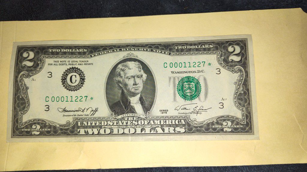 Vintage 1976 2$ Bill