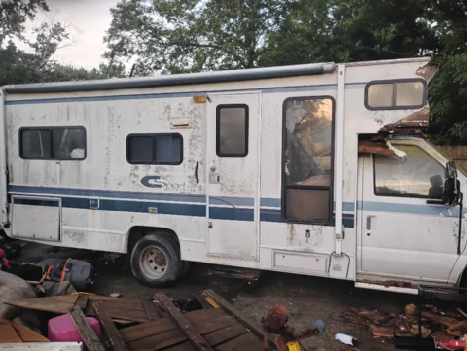 1995 Econoline E350 Rv 7.5 Needs Roof