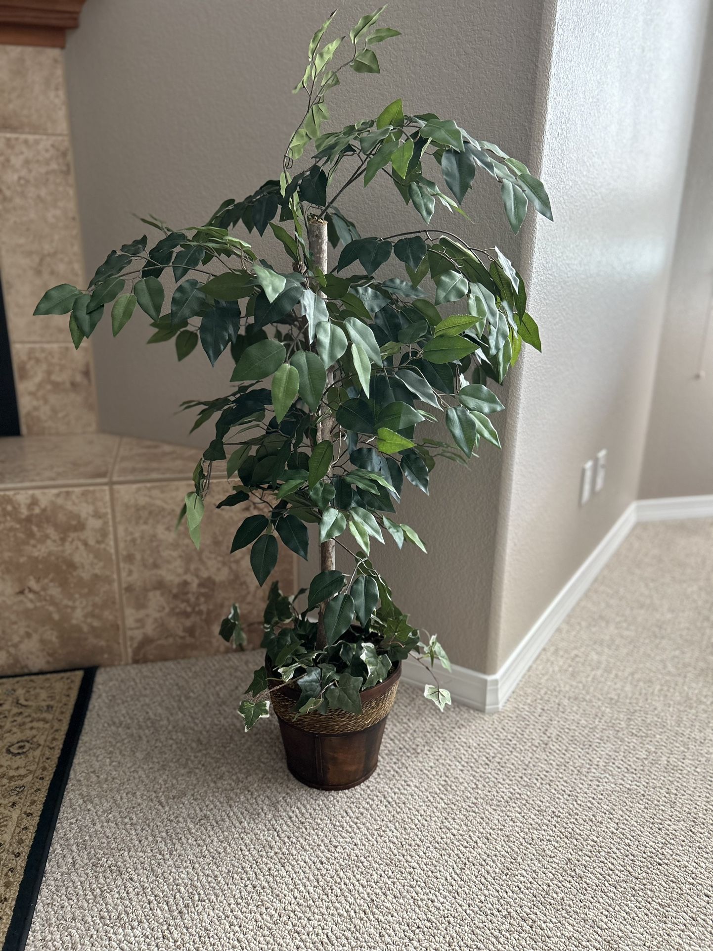 Aphighjoy Faux Artificial Ficus Tree Potted