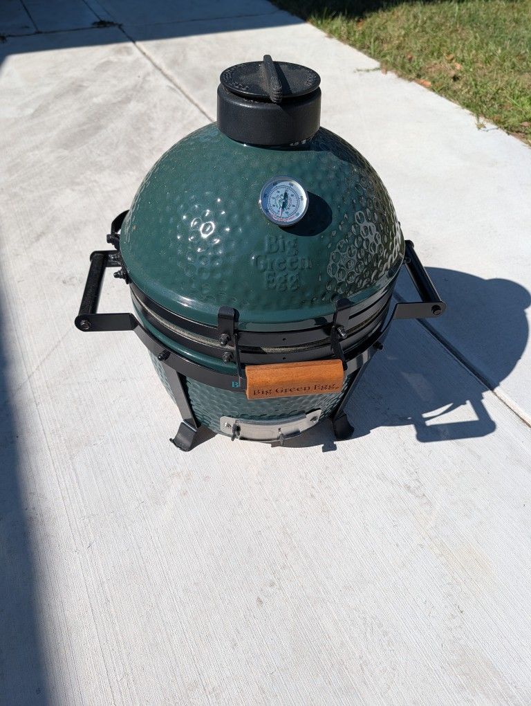 MiniMax Big Green Egg