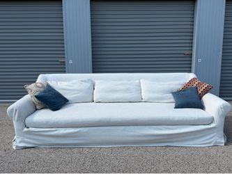 Restoration Hardware Belgian Classic Roll Arm Slipcovered Sofa*FREE DELIVERY 🚚