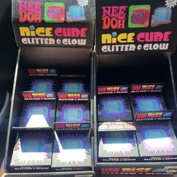 Needoh glow Glitter Cube 