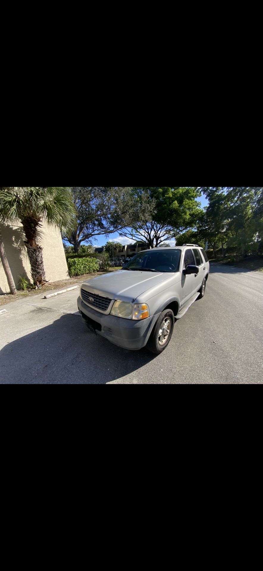 2004 Ford Explorer