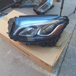 Mercedes GLC GLC350 Left Headlight Oem 