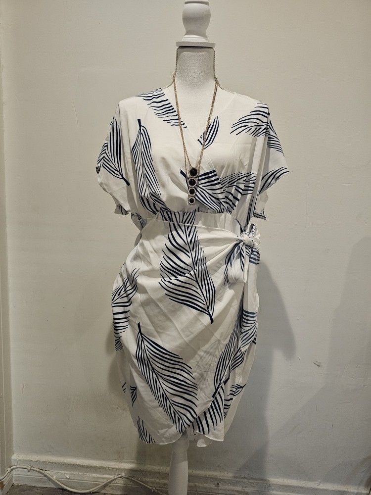 White  Wrap Around Dress XXL